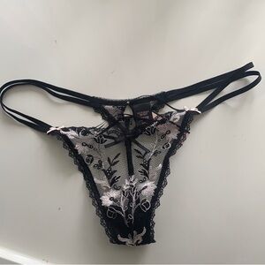 Victoria's Secret Dream Angels Thong- M